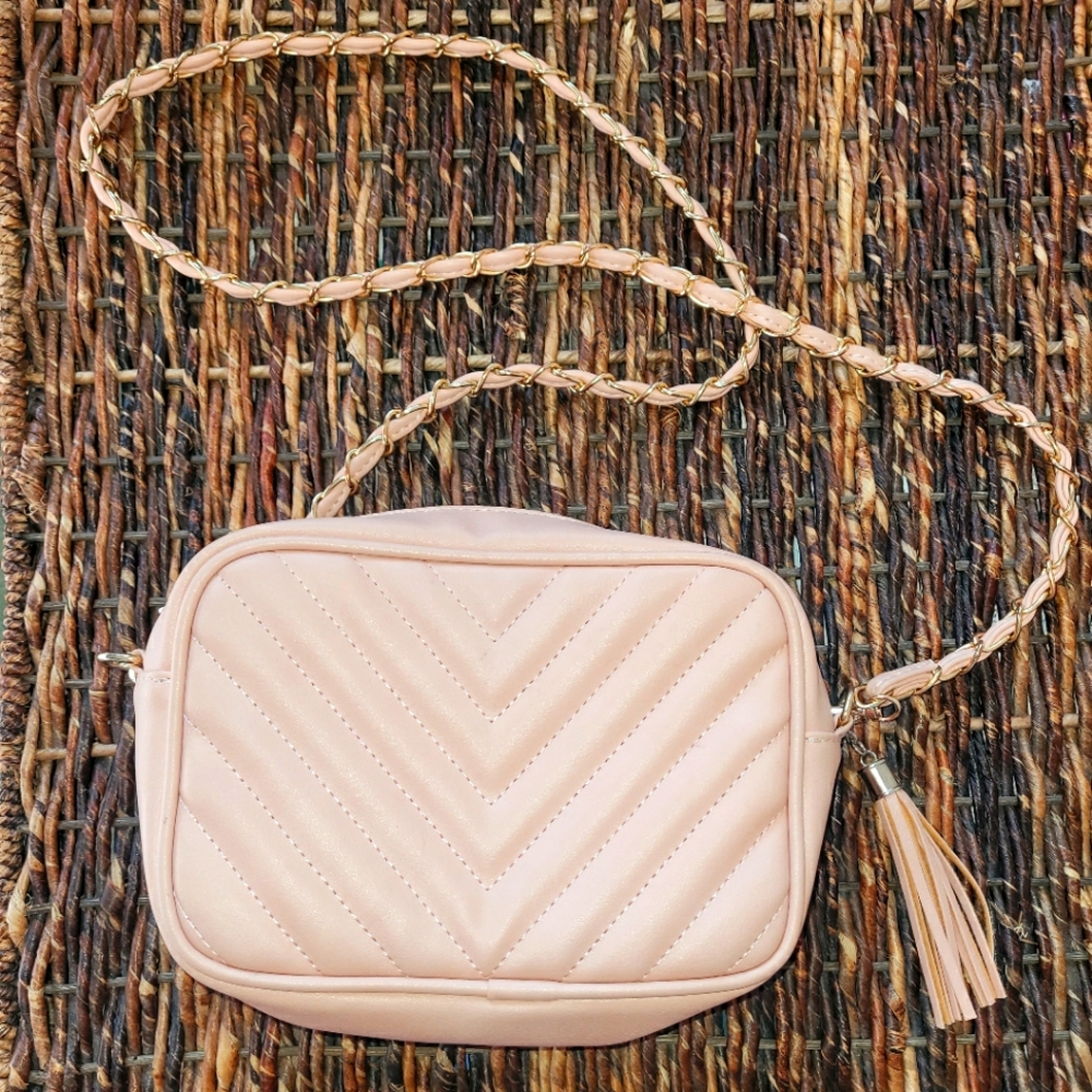 PEACH CROSSBODY PURSE/HANDBAG